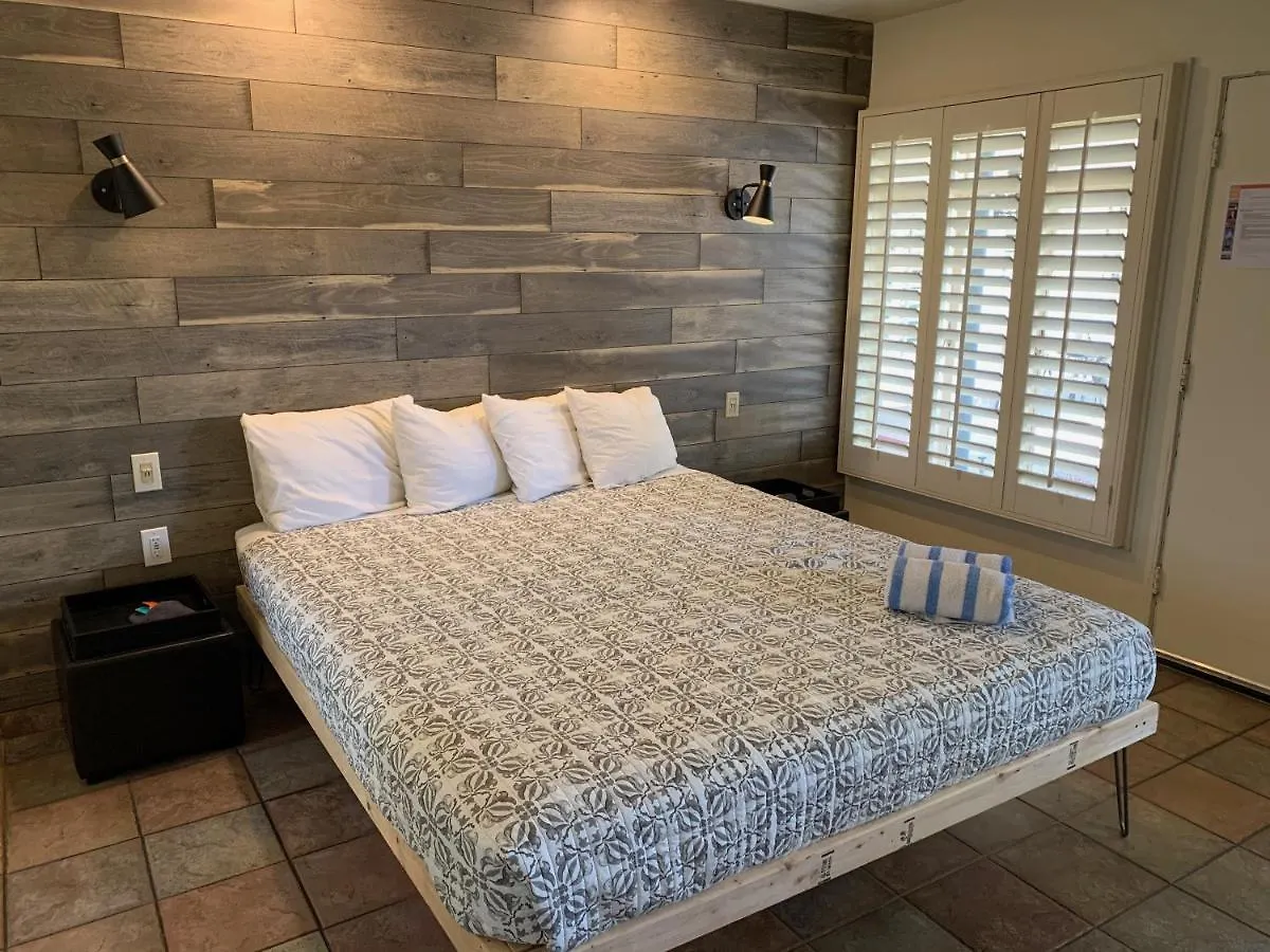 Hotel Desert Paradise Gay Mens Clothing Optional Resort