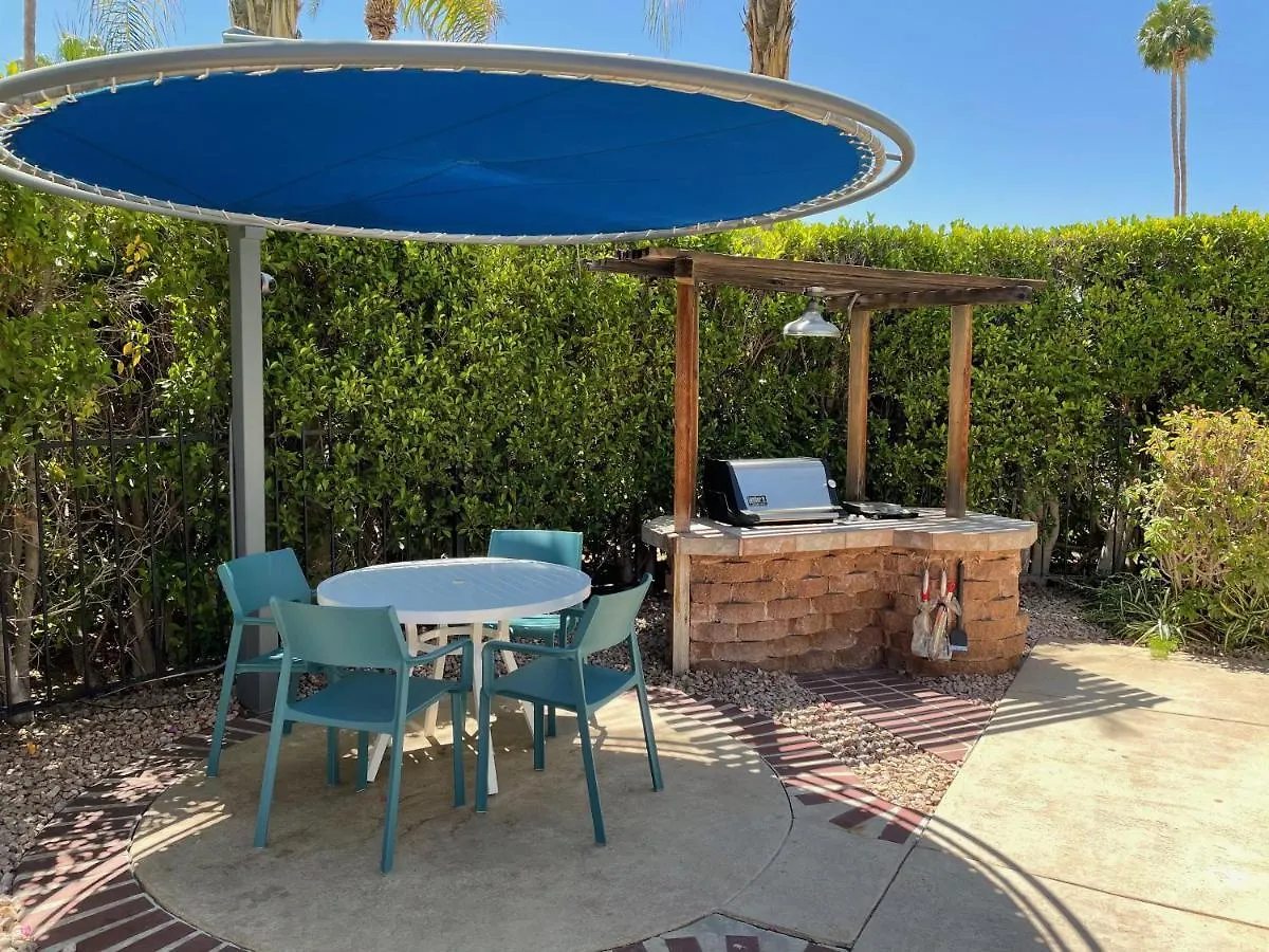 Desert Paradise Gay Mens Clothing Optional Resort Palm Springs